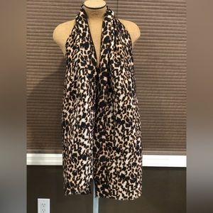 ✨Host Pick ✨ Cheetah print scarf